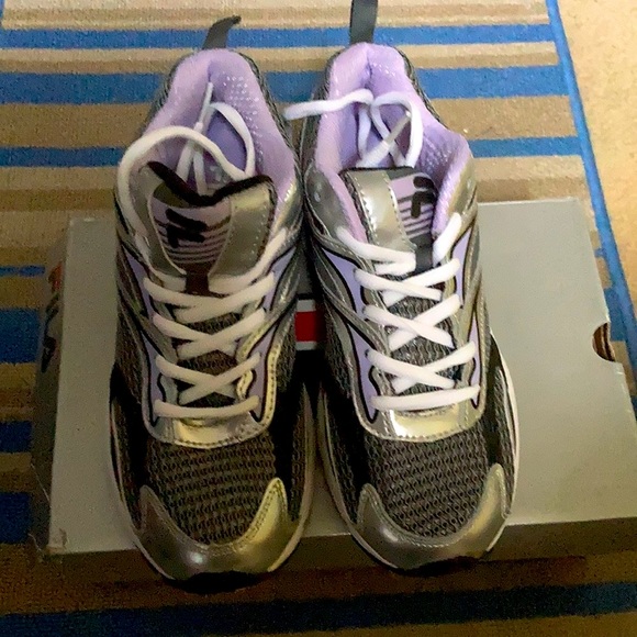 Fula- Size 7 Silver Women’s sneakers. - Picture 2 of 7